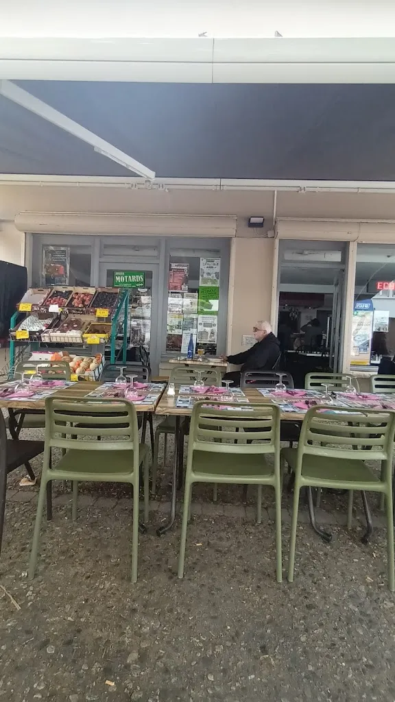 Eva Levesque_Le Café du Nord_Bourg-Lastic_recensione