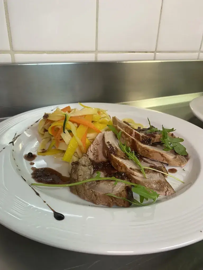 Bar Brasserie D'Artagnan_Riscle_slider_image_2