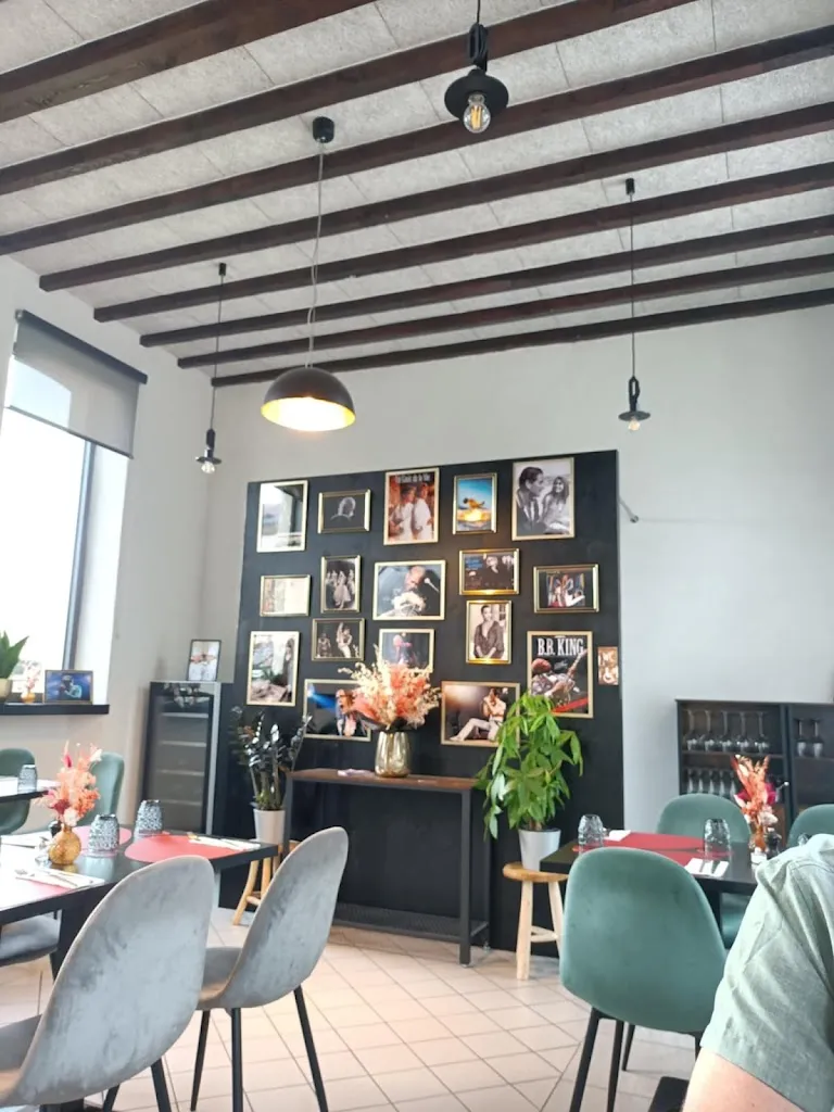 Hubert Menard_Restaurant Papilles en scène_Saint-Germé_recensione