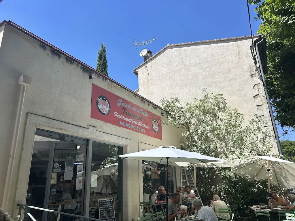 Jackie Reardon_Gelateria Francesca_Rochefort-du-Gard_review