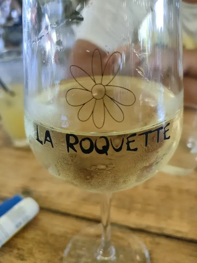 La Roquette Guinguette_Roquettes_slider_image_3