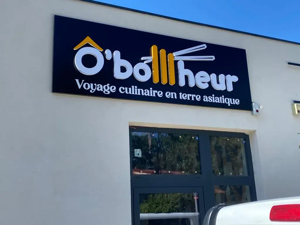 O BONHEUR BY BOTNA THAÏ & SUSHIS - ROQUETTES restaurant in Roquettes