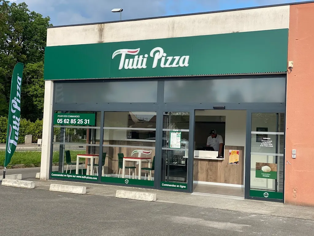 Tutti Pizza Roquettes_Roquettes_slider_image_1