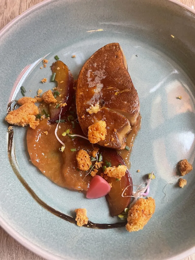 Marie Dubois_La Bonne Auberge_L'Union_review