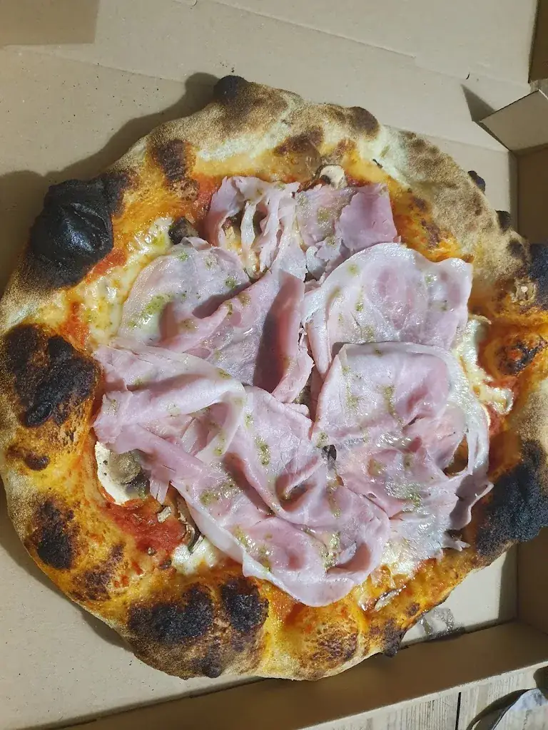 Anne ELLINCKHUYSEN_Toque e Pizza_Rouffiac-Tolosan_review