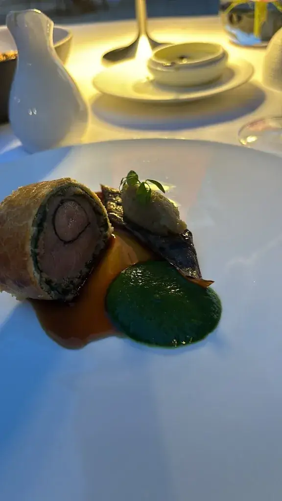 Ros Stewart_Château De Montcaud_Sabran_review