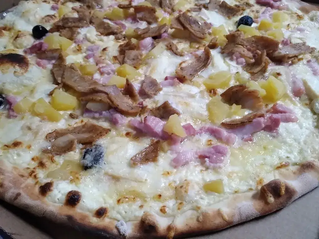 Menu_Pizza Family Rousson_Rousson_image_5