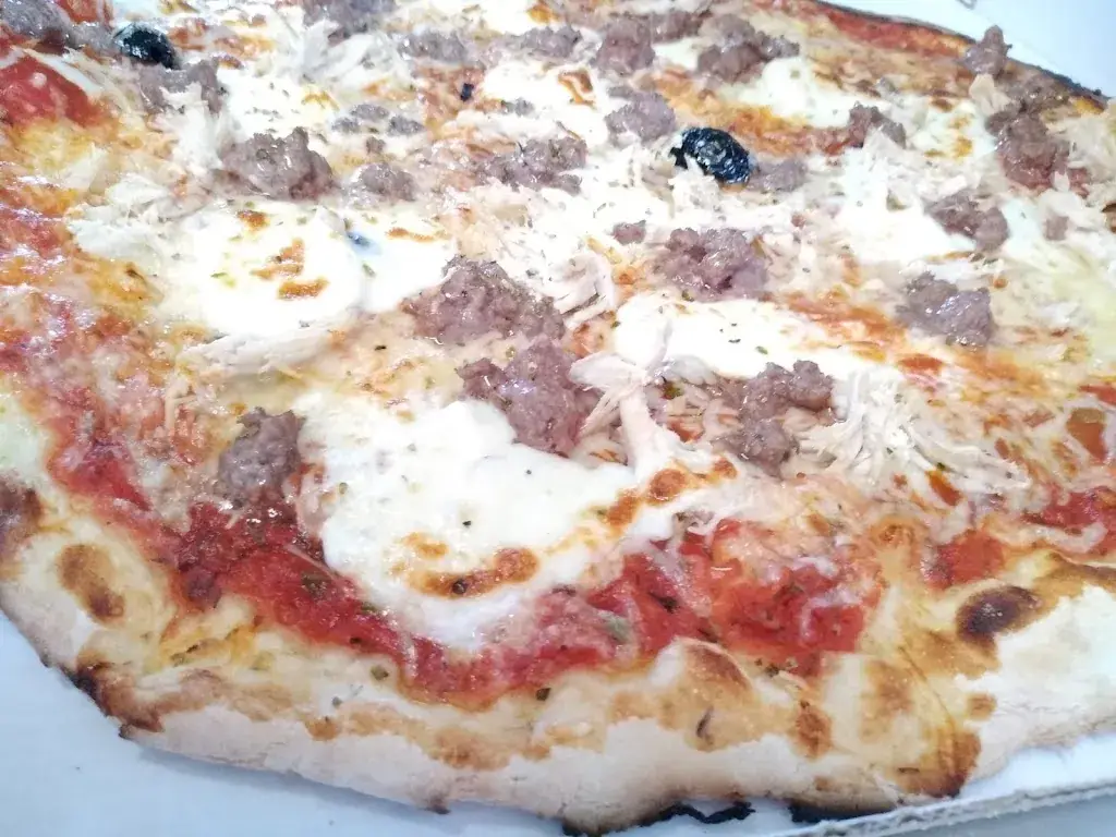 Menu_Pizza Family Rousson_Rousson_image_8