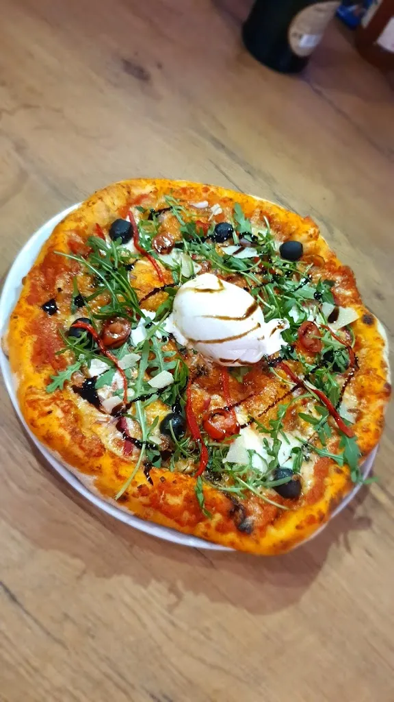 VVOLF Street Restaurant restaurant in Salindres