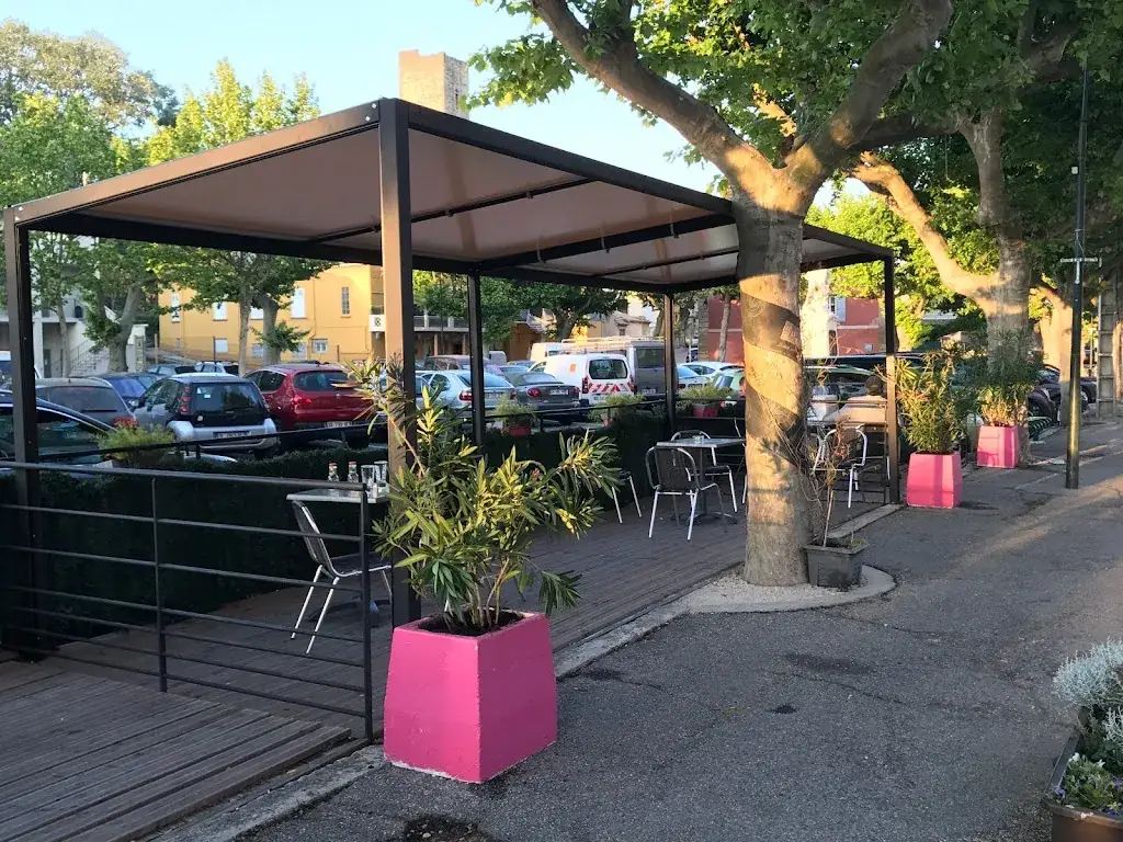 Bar pizzeria du boulevard restaurant in Roquemaure
