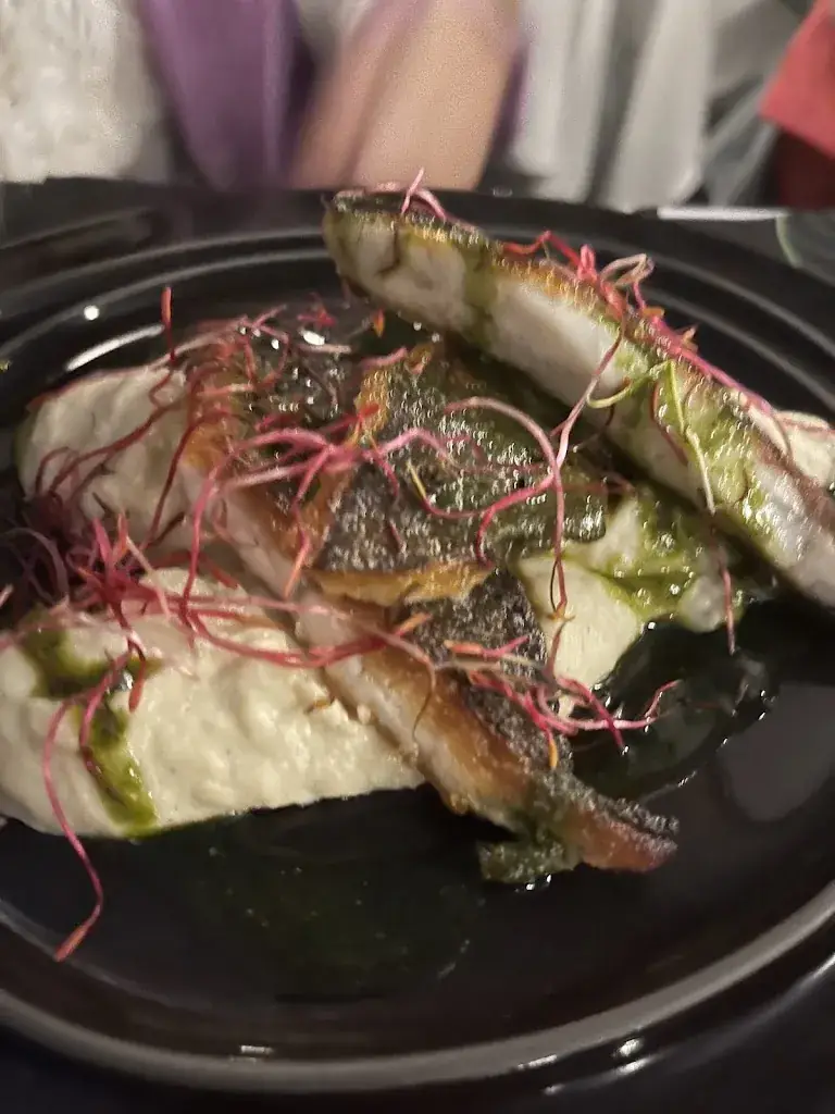 Henry Ng_Les jardins du Tesan_Saint-Laurent-des-Arbres_review