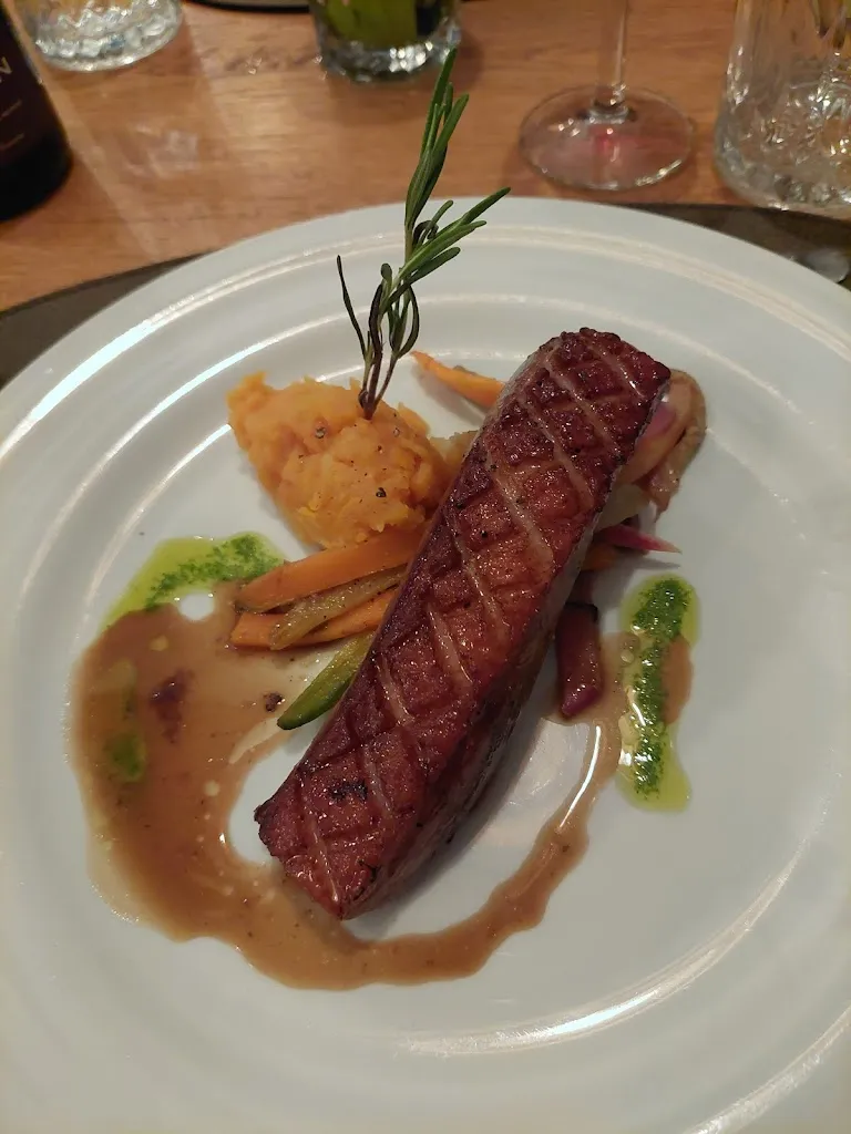 Le Papet_Saint-Laurent-des-Arbres_slider_image_3