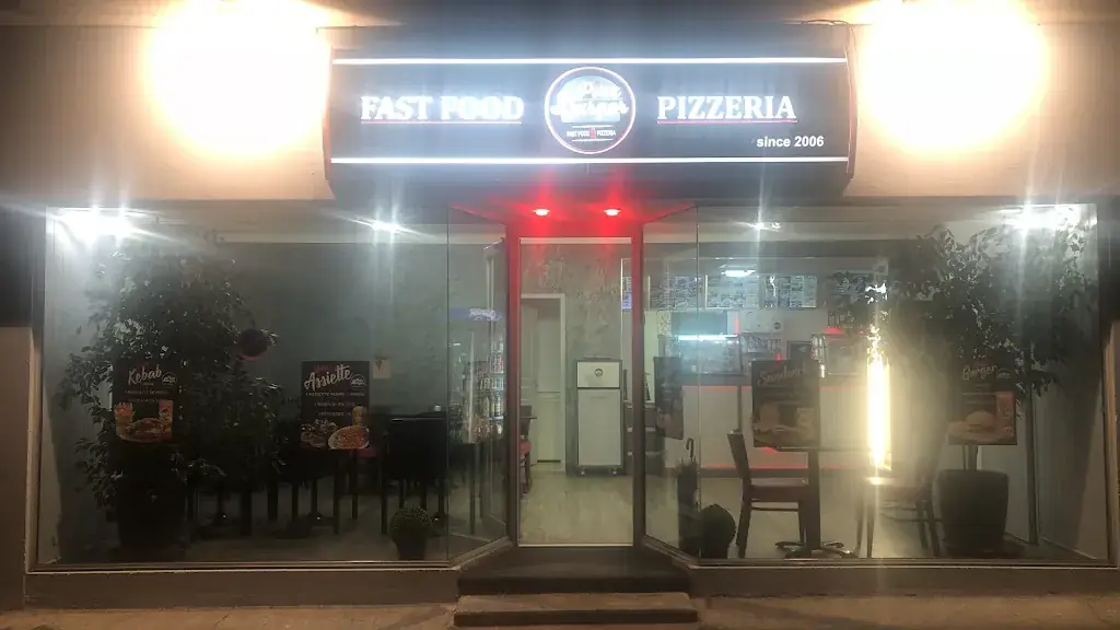 Snack Pizz''burger Roquemaure_Roquemaure_slider_image_1