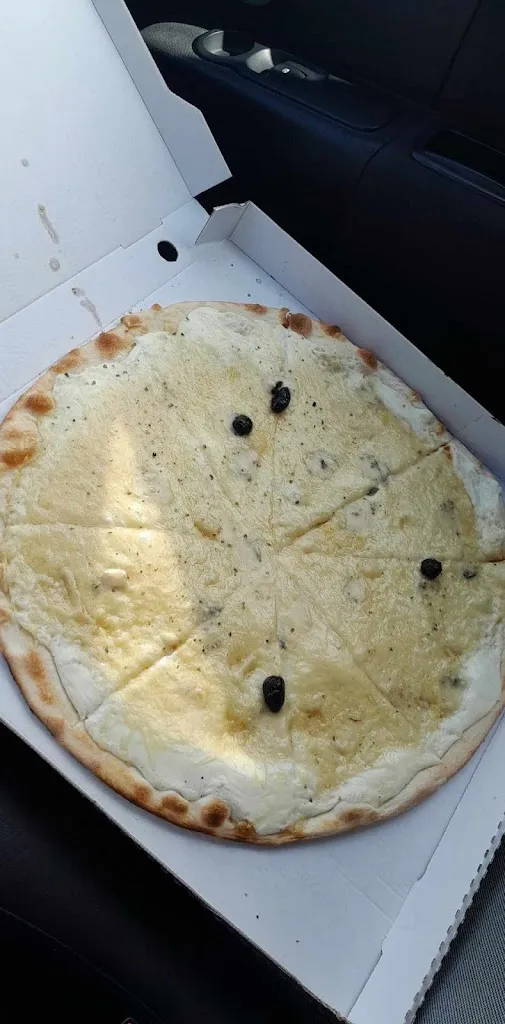 Frédéric Reynaud_Planet'Pizza_Roquemaure_review