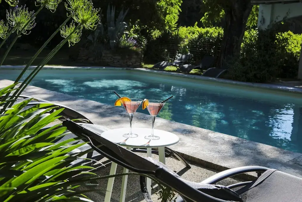 Logis Hôtel la Sommellerie_Châteauneuf-du-Pape_slider_image_1