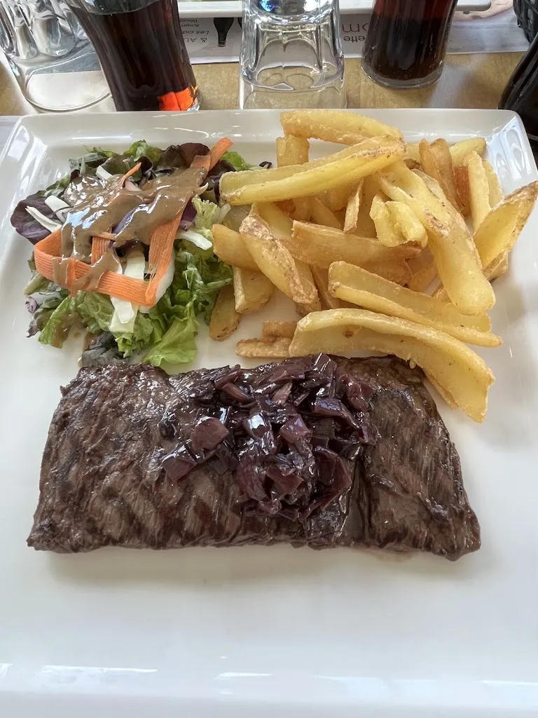 Brasserie Au Marché_Marennes-Hiers-Brouage_slider_image_3