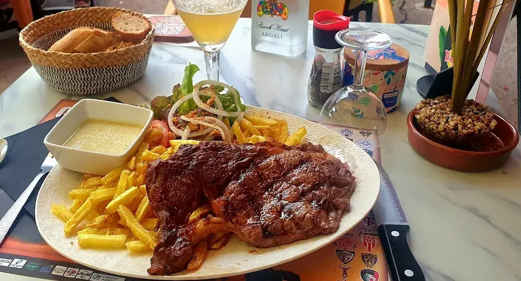 Bar-Brasserie Le Grand Café_Saint-Affrique_slider_image_3