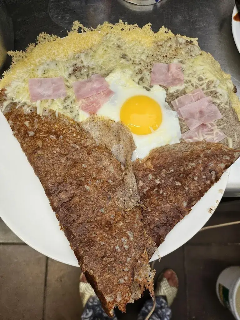 Restaurant La Petite Crêperie_Marennes-Hiers-Brouage_slider_image_2