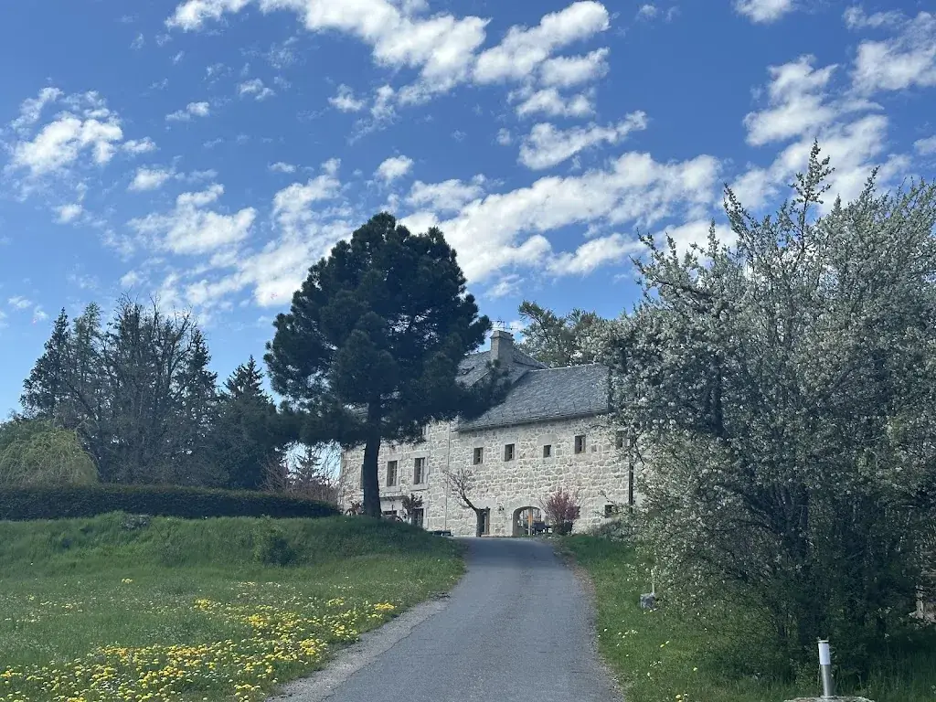 Dr. Frank Plaschke_L'Oustal de Parent_Saint-Alban-sur-Limagnole_review