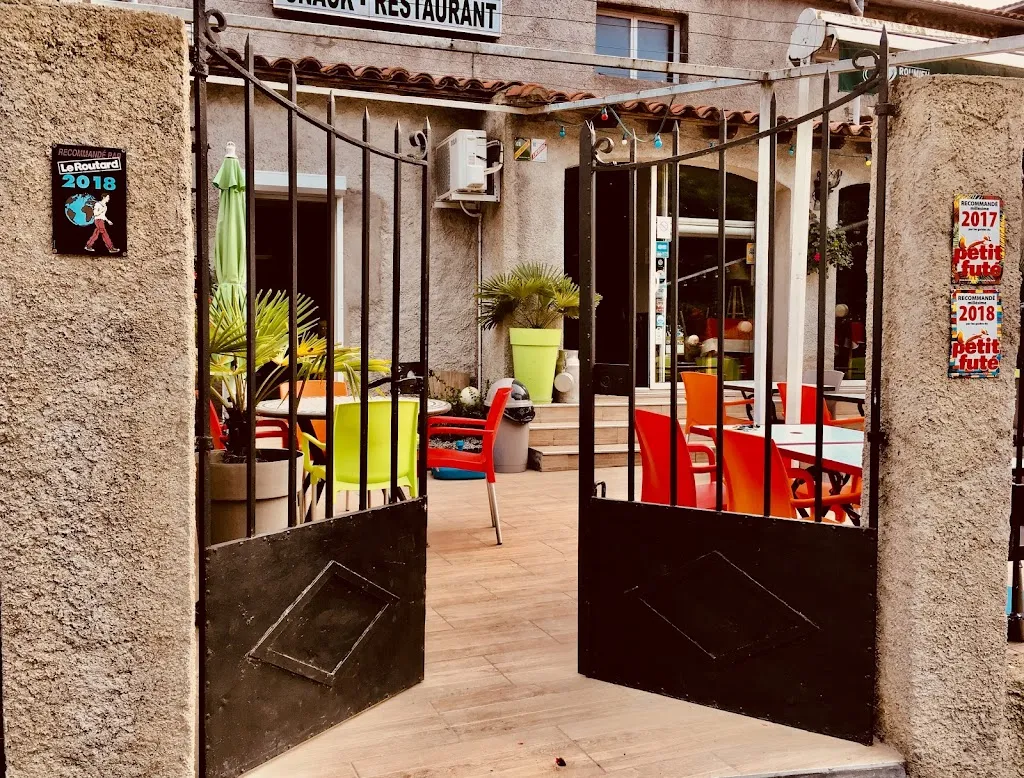 La Voie Gourmande restaurant in Saint-Amans-Valtoret