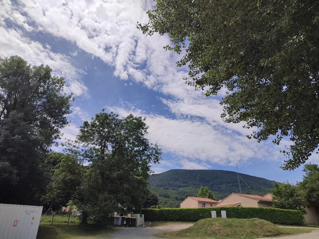 Sylvie Raynald_La Croix Blanche_Saint-Amans-Soult_review