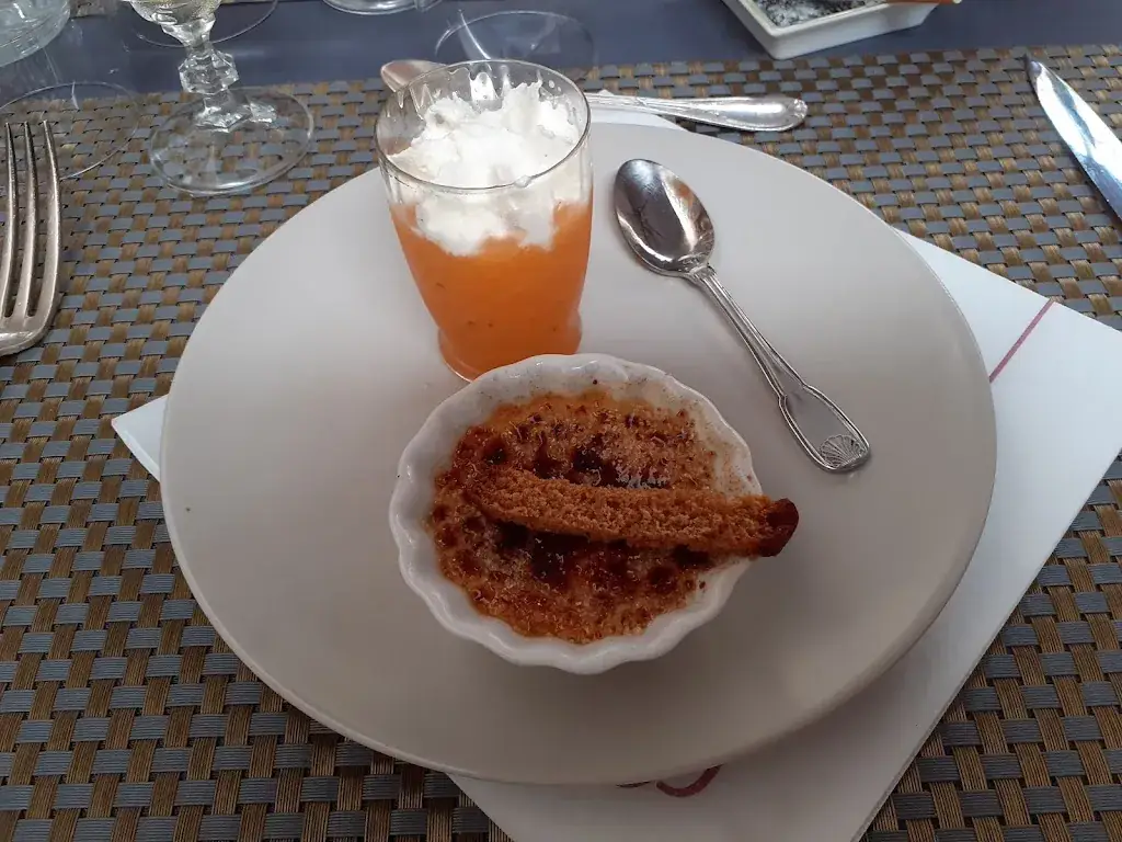 Le Bouche A Oreille_Saint-Amans-Soult_slider_image_2