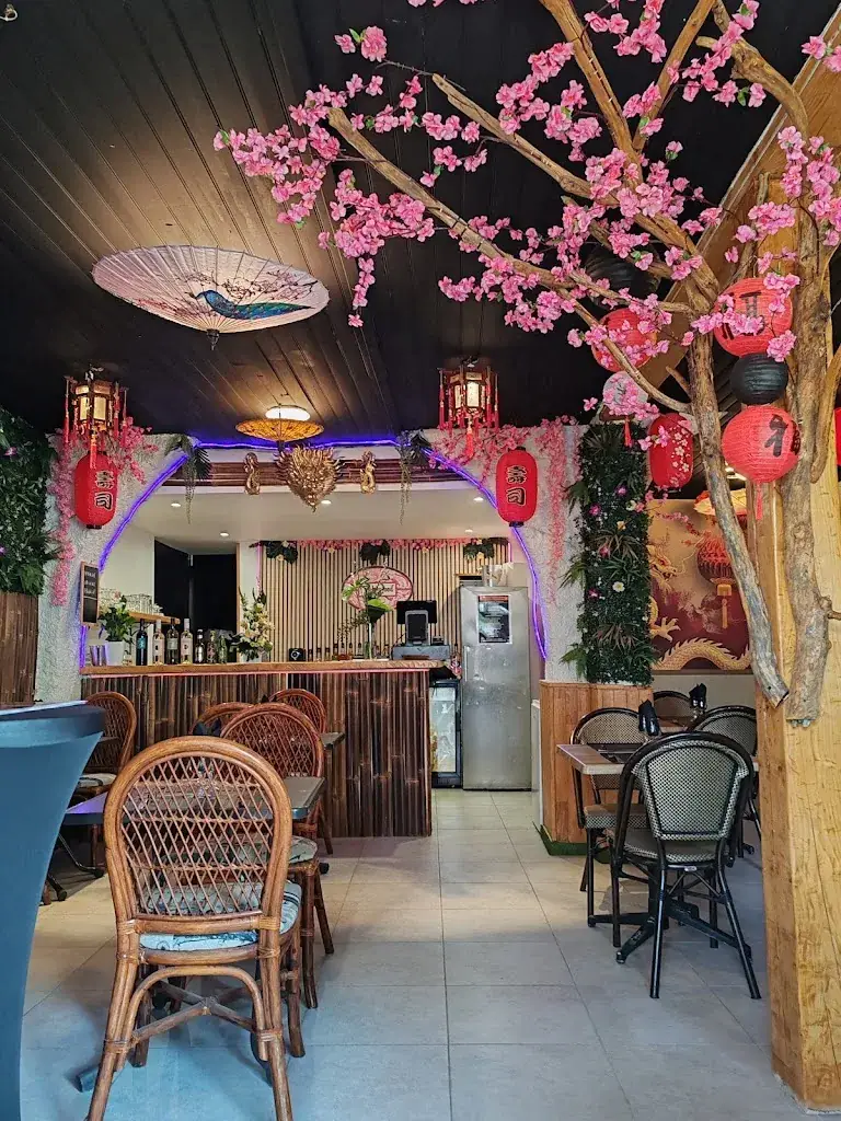 Thibay food restaurant in Saint-André-de-Sangonis