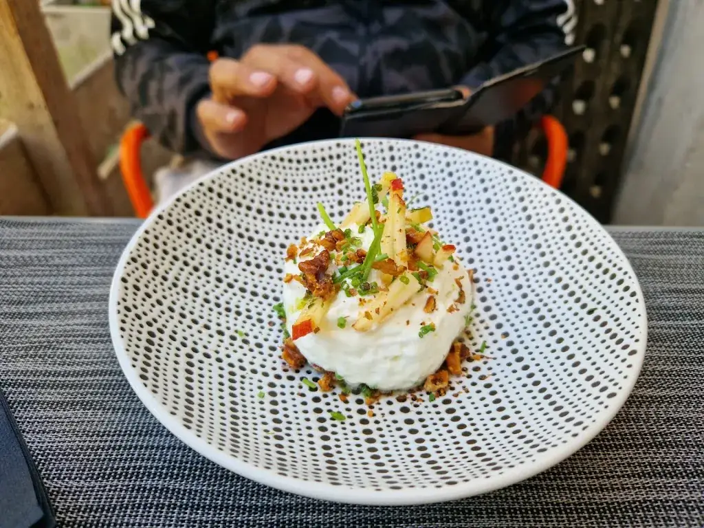 Menu_LES SAINS BONHEURS / restaurant / cave à vins / épicerie / fromagerie_Saint-Bauzille-de-Putois_image_9