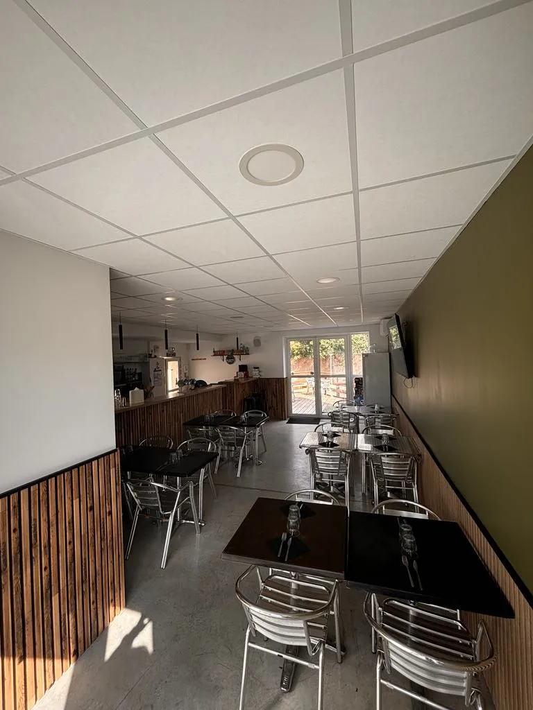 La Centrale Food & Co restaurant in Saint-Bauzille-de-Putois