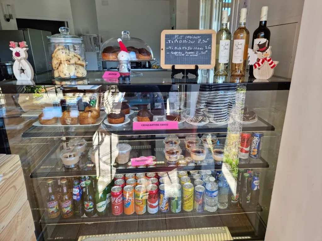 Le petit délice d'Hélène restaurant in Saint-Bauzille-de-Putois