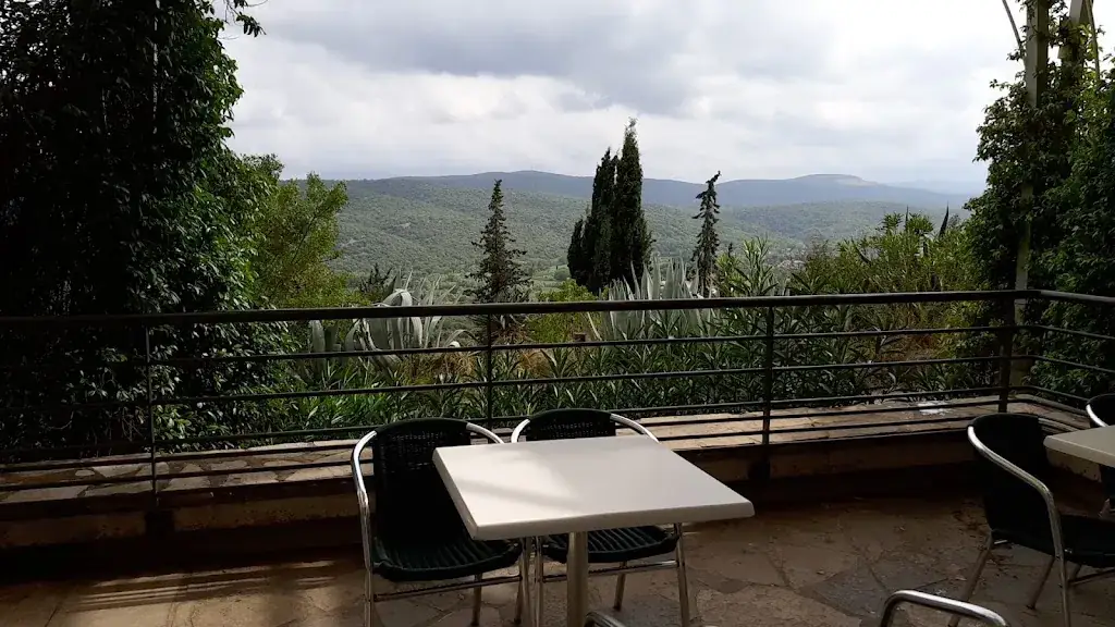 Bar restaurant - Grotte des Demoiselles_Saint-Bauzille-de-Putois_slider_image_1