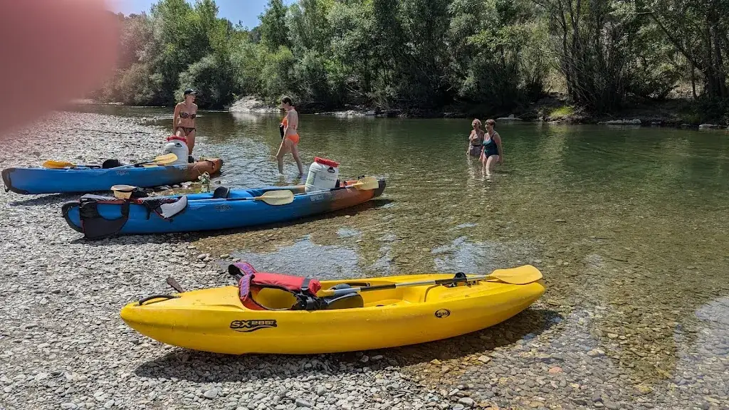 Les pieds dans l'eau restaurant in Saint-Bauzille-de-Putois