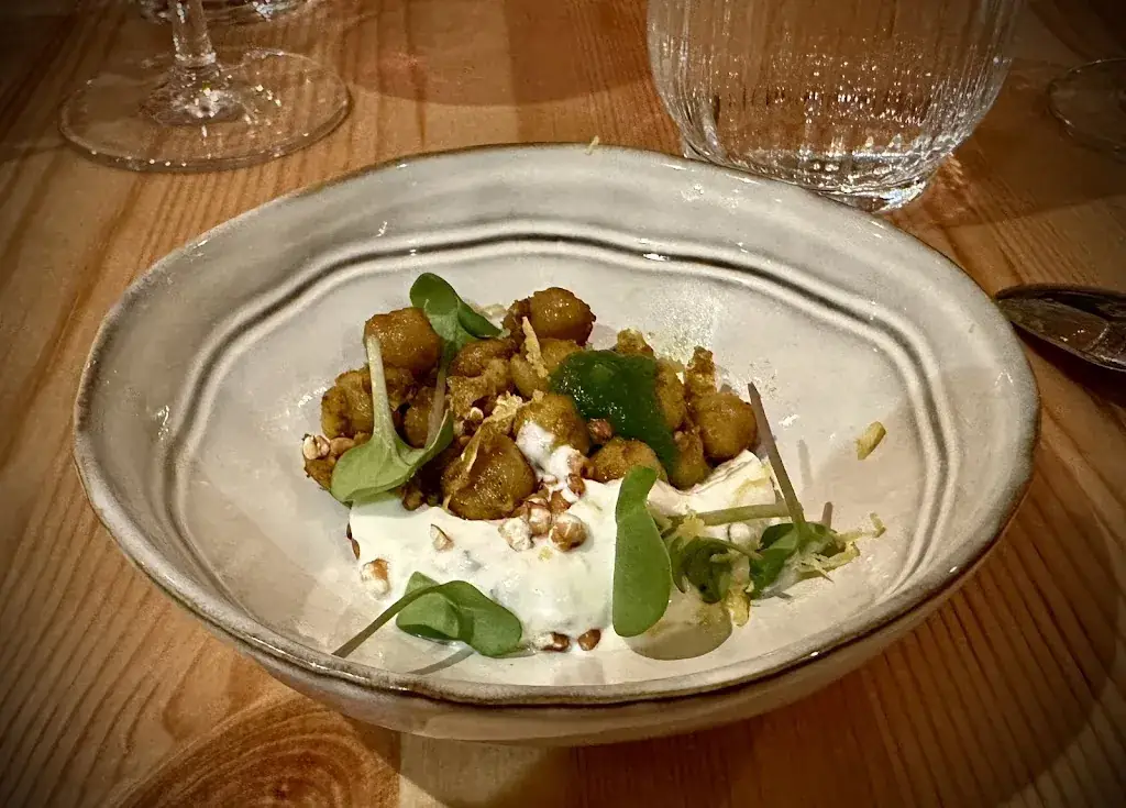 Stephen Ford_Philia_Saint-Céré_review