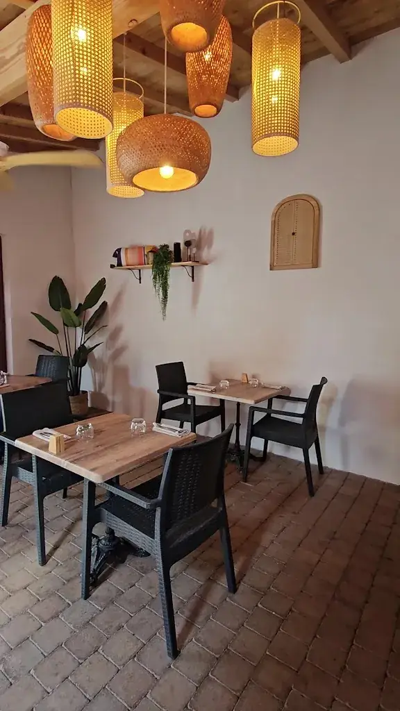 Café de la Paix_Saint-Chinian_slider_image_2