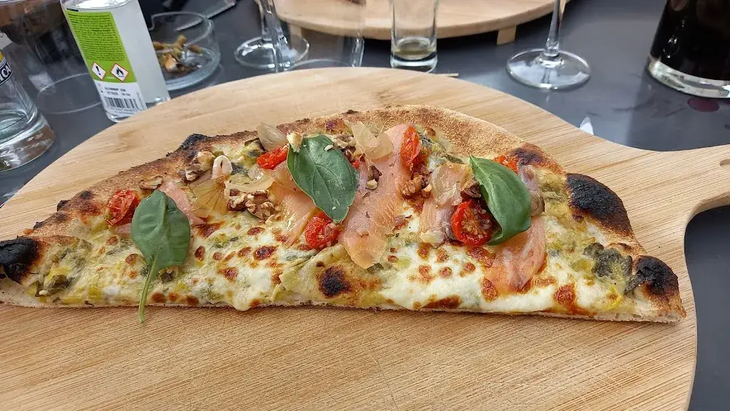 Pizze Di Rosa_Saint-Chinian_slider_image_3