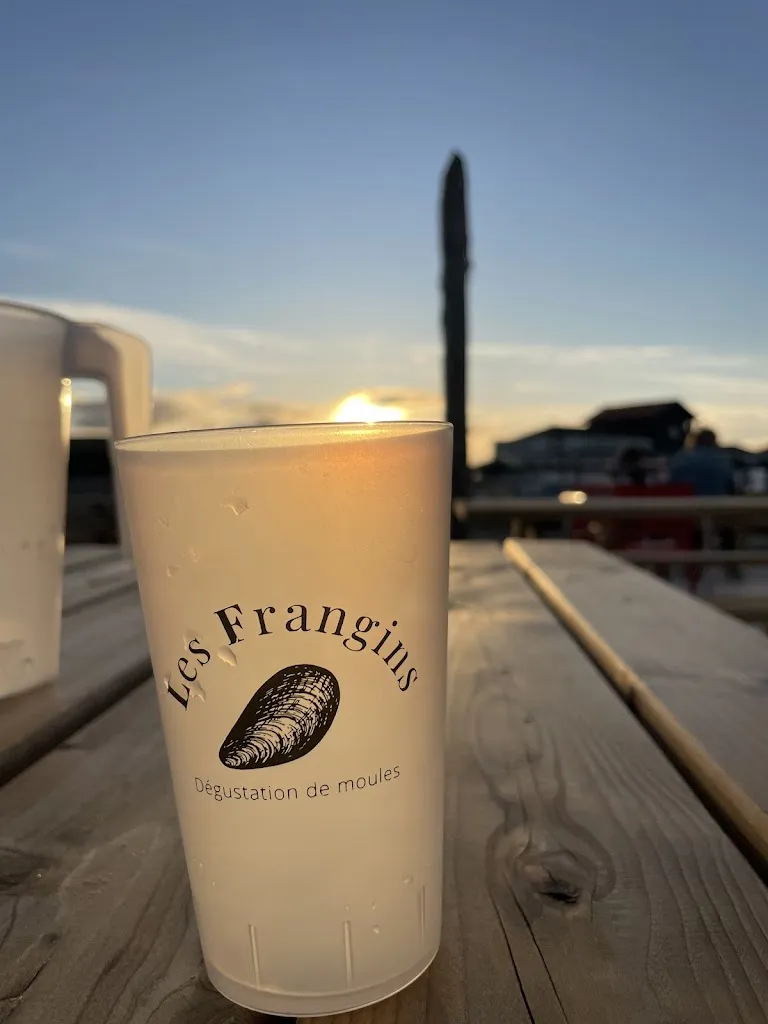 Charlotte RHONE Delescluse_Les frangins_Marennes-Hiers-Brouage_review