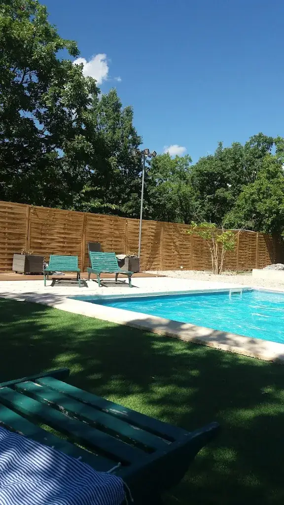 Hôtel Restaurant Des Lavandins_Saint-Christol_slider_image_3