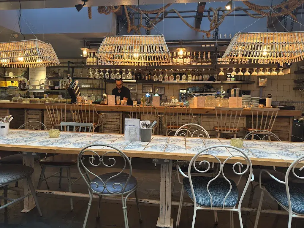 Megan's at the old Bell Restaurant (St. Albans)_Kingdom_slider_image_2