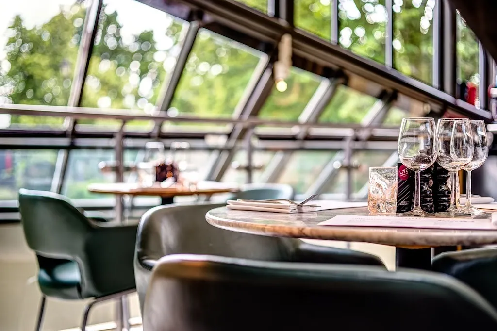 Lussmanns Brasserie restaurant in Kingdom