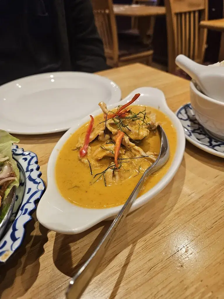 Em H_Bua Thai Restaurant_Kingdom_review