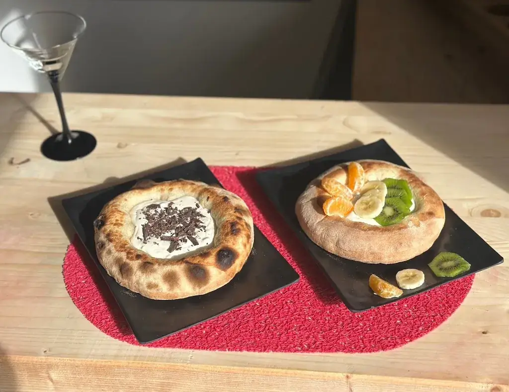 Spritz Pizza_Saint-Étienne-de-Tulmont_slider_image_2