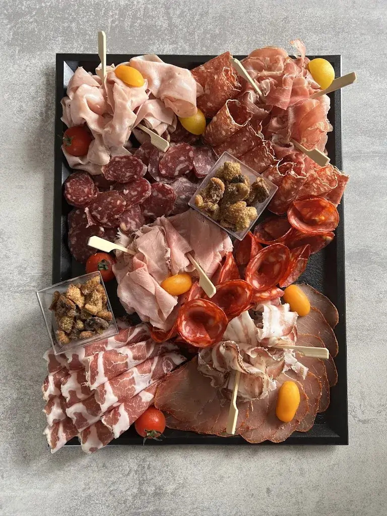 C C _Boucherie Charcuterie Bertacco Matthieu_Saint-Étienne-de-Tulmont_review