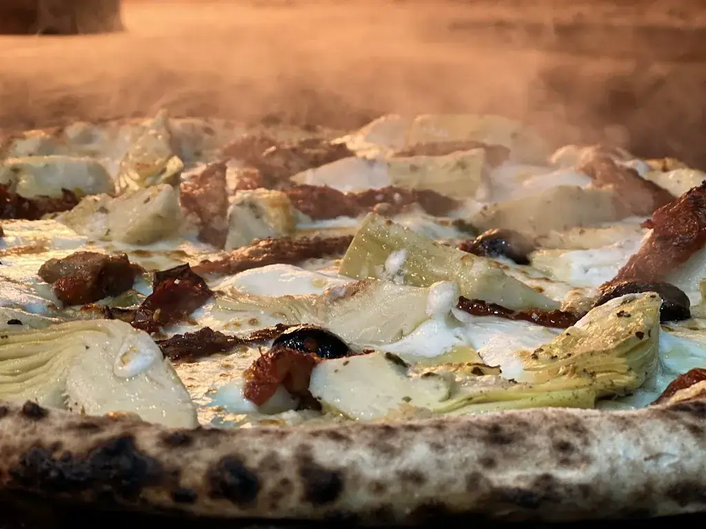 LA PIZZAIOLA_Saint-Geniès-de-Comolas_slider_image_2