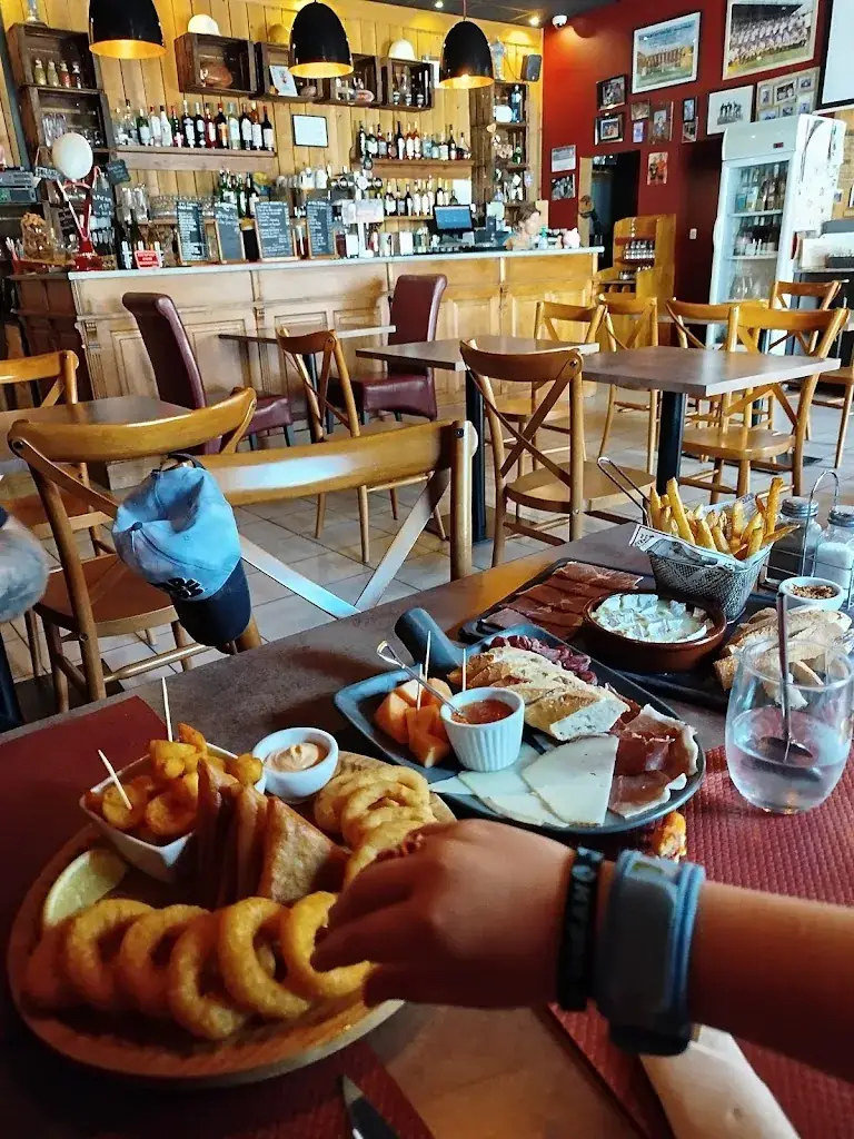 Marie-Sophie_Bistrot Des Sports, Chez KIM_Saint-Estève_review