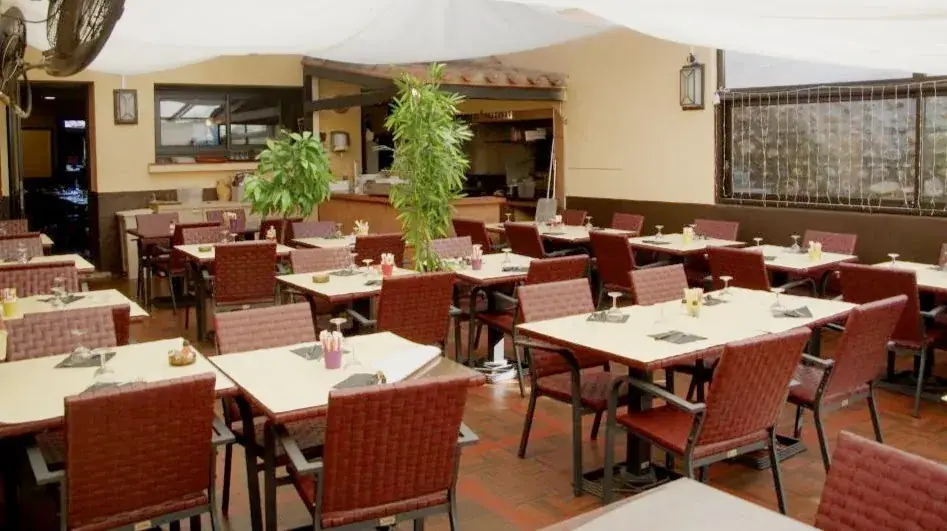 Bar Le Concorde Restaurant in Saint-Estève