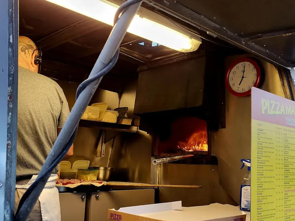 Pizza Marco by Seb_Saint-Estève_slider_image_3