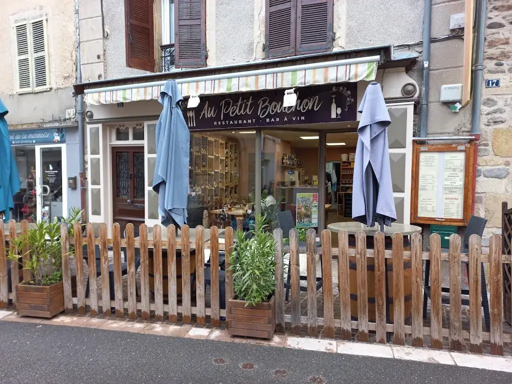 Au petit bouchon ristorante a d'Aubrac