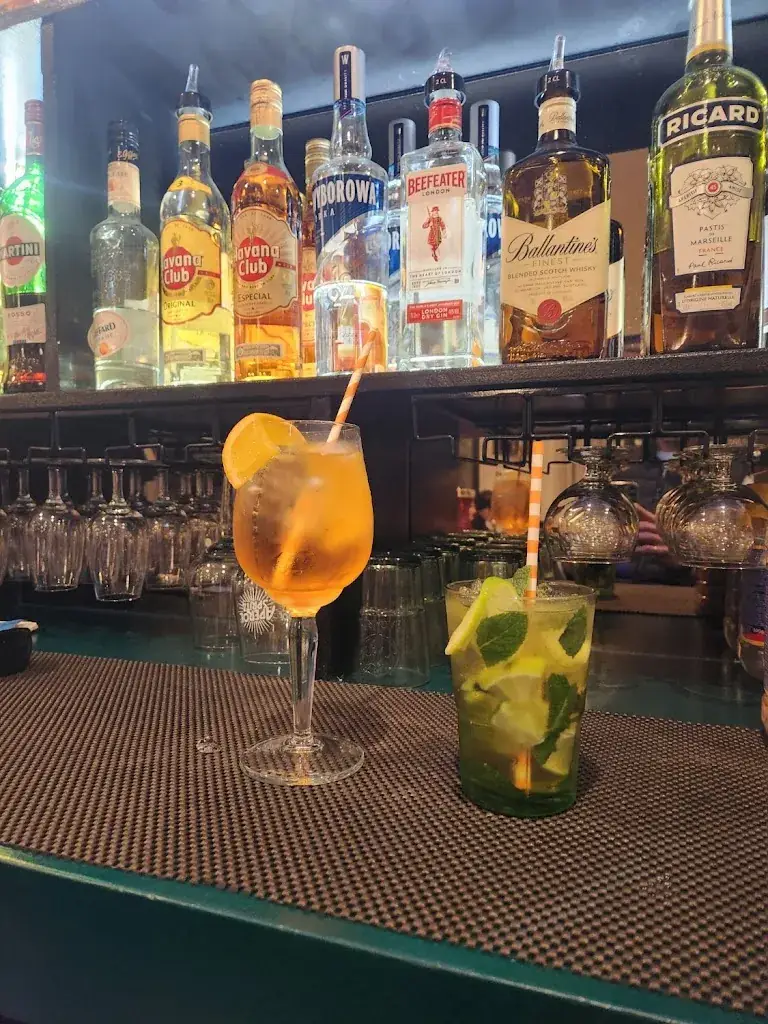 Restaurant Le Sens Unique_Saint-Gaudens_slider_image_2