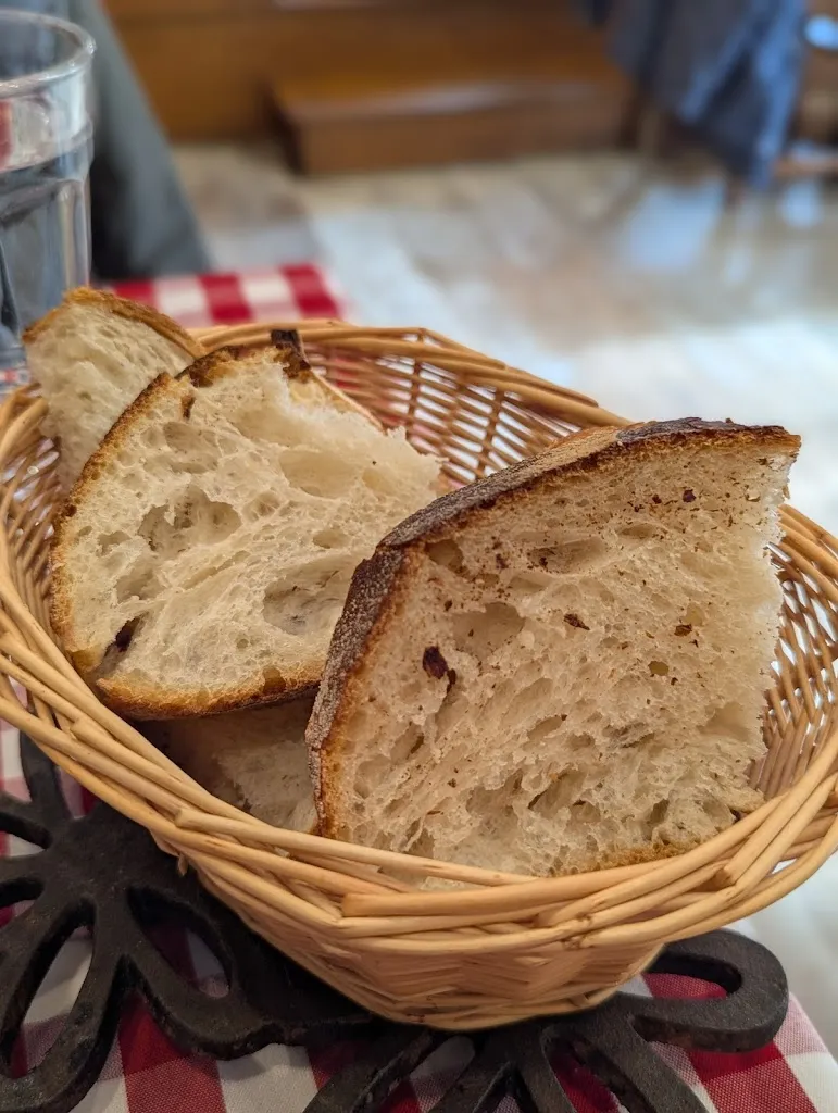 Nelya Zhaleyko_Auberge Le Petit Blanc_Charrecey_review