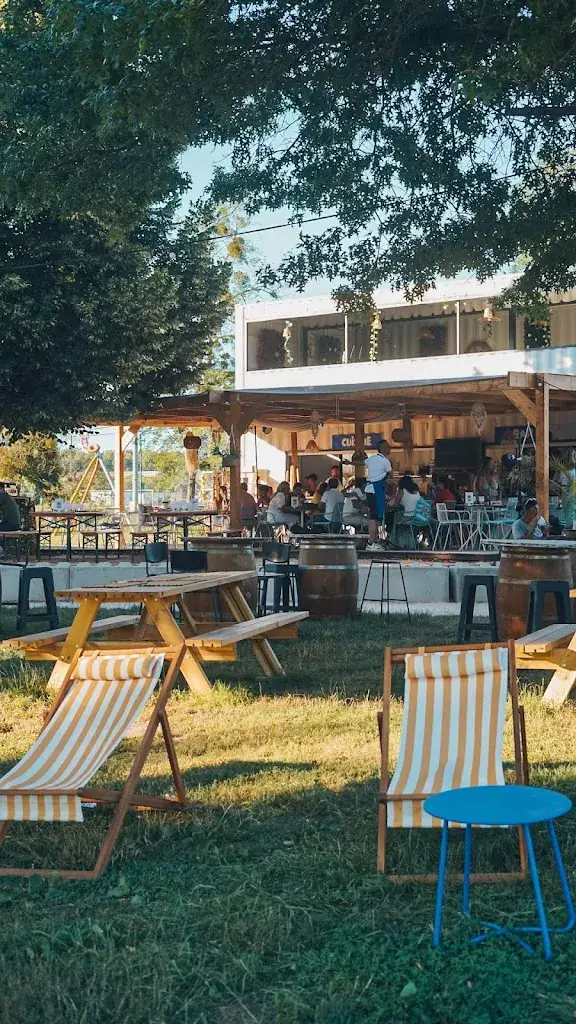 MiMi Plage - Guinguette Lac de Sède Restaurant in Saint-Gaudens